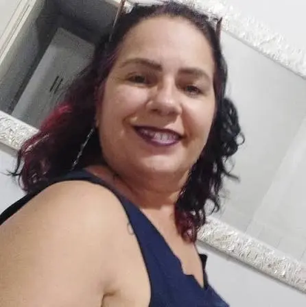 Foto de Simone Aparecida, cliente do Paper Squishy Club